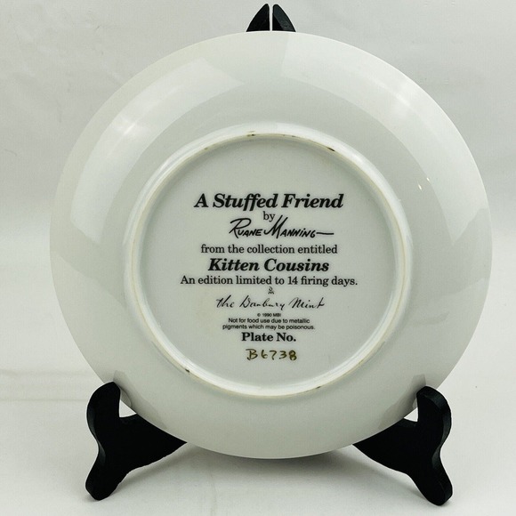 A Stuffed Friend Kitten Cousins Collection Danbury Mint Decorator Plate Manning - Picture 2 of 4